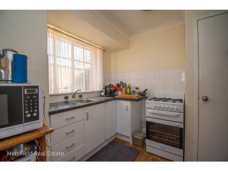 8 Andrews Street, Spencer Park WA 6330