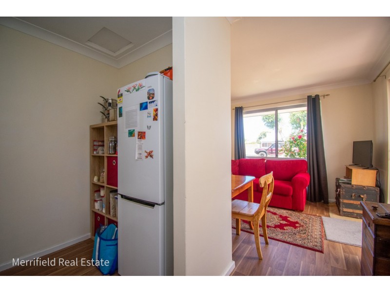 8 Andrews Street, Spencer Park WA 6330