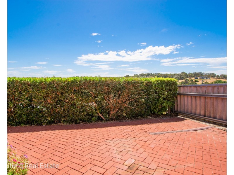8/45 Premier Circle, Spencer Park WA 6330