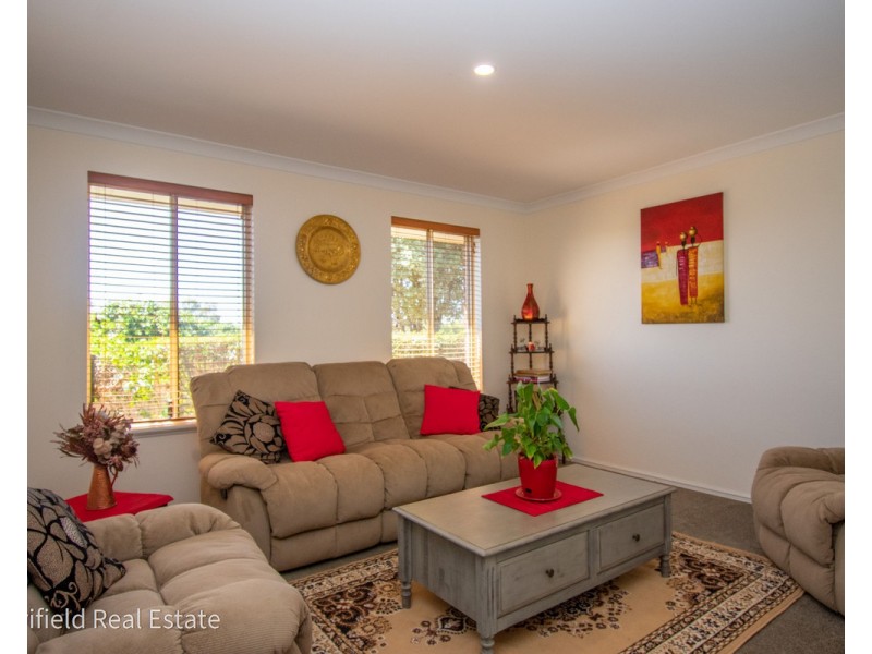 42 Elizabeth Street, Bayonet Head WA 6330