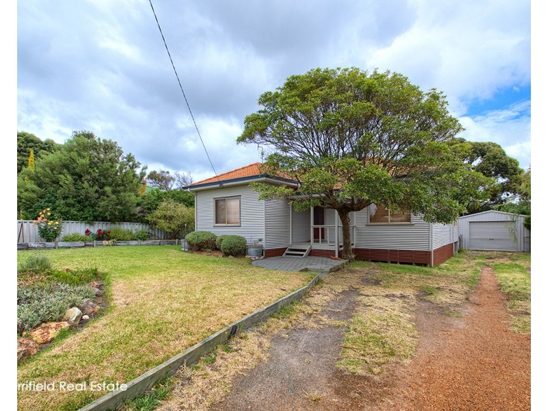 21 Angove Road, Spencer Park WA 6330