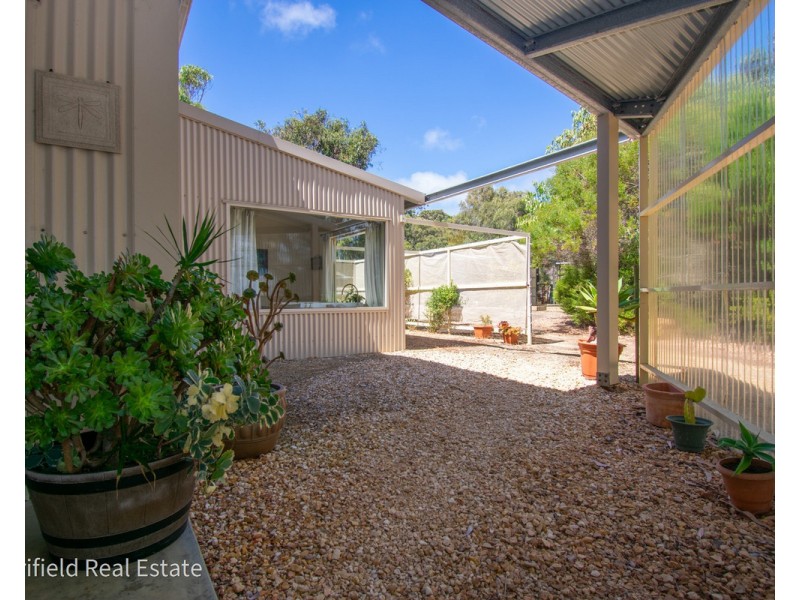 82 La Perouse Road, Goode Beach WA 6330