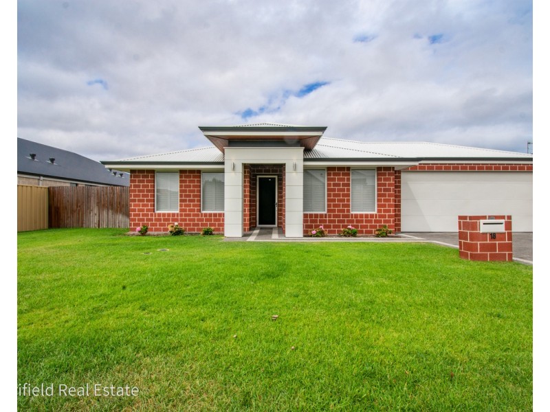 18 Galle Street, Yakamia WA 6330