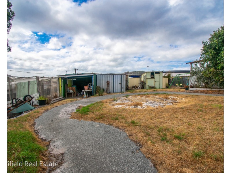 12 Barker Road, Centennial Park WA 6330