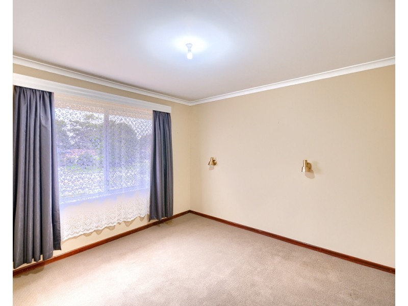 11 McKail Street, Orana WA 6330