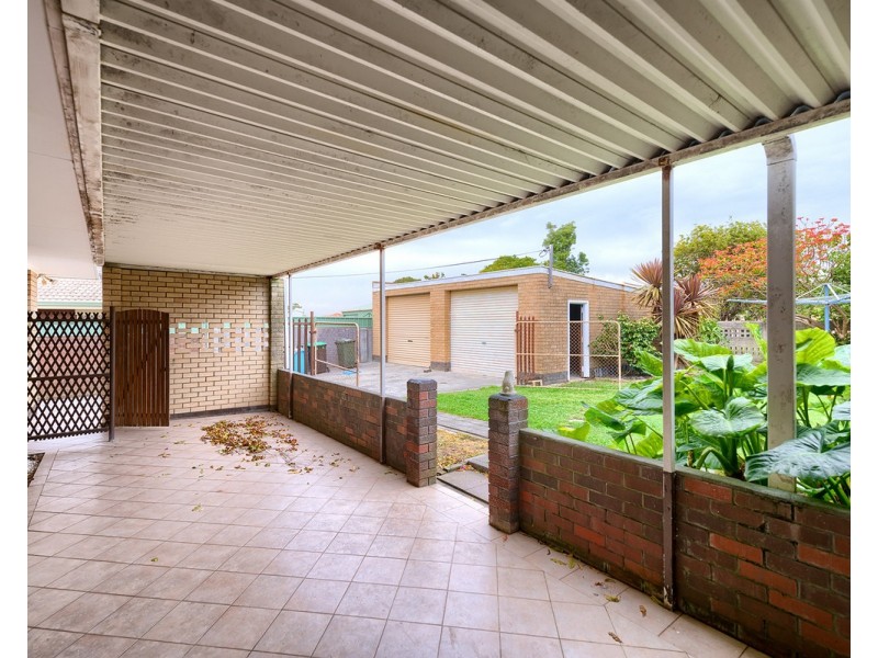 11 McKail Street, Orana WA 6330