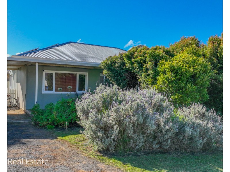 22 William Street, Yakamia WA 6330