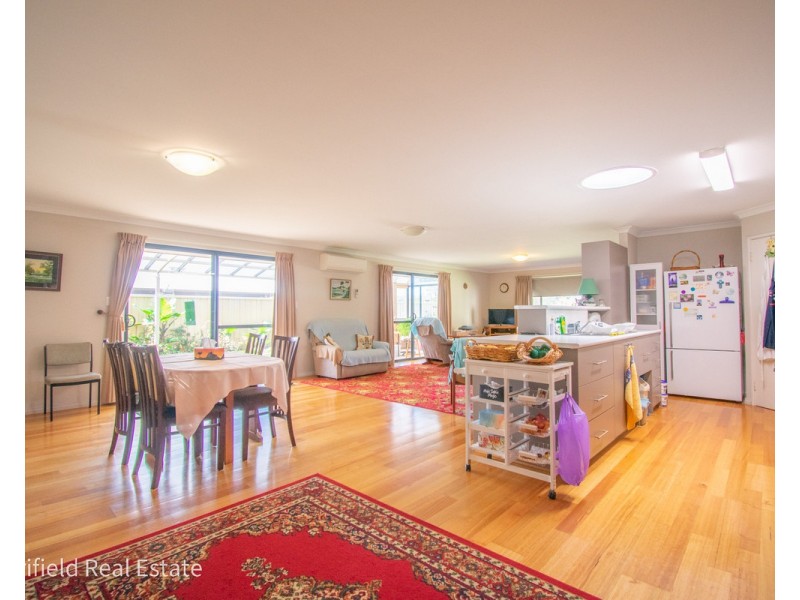 9 Notley Street, Yakamia WA 6330