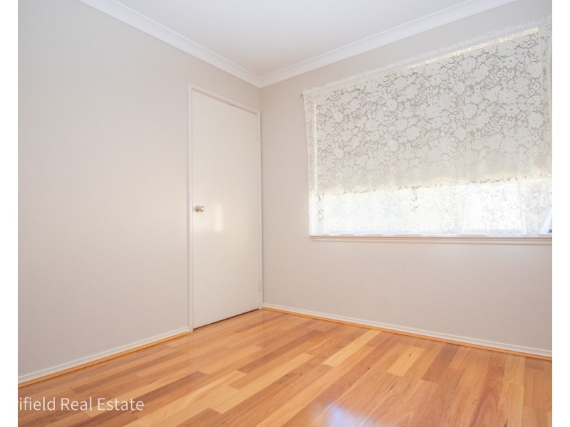 9 Notley Street, Yakamia WA 6330