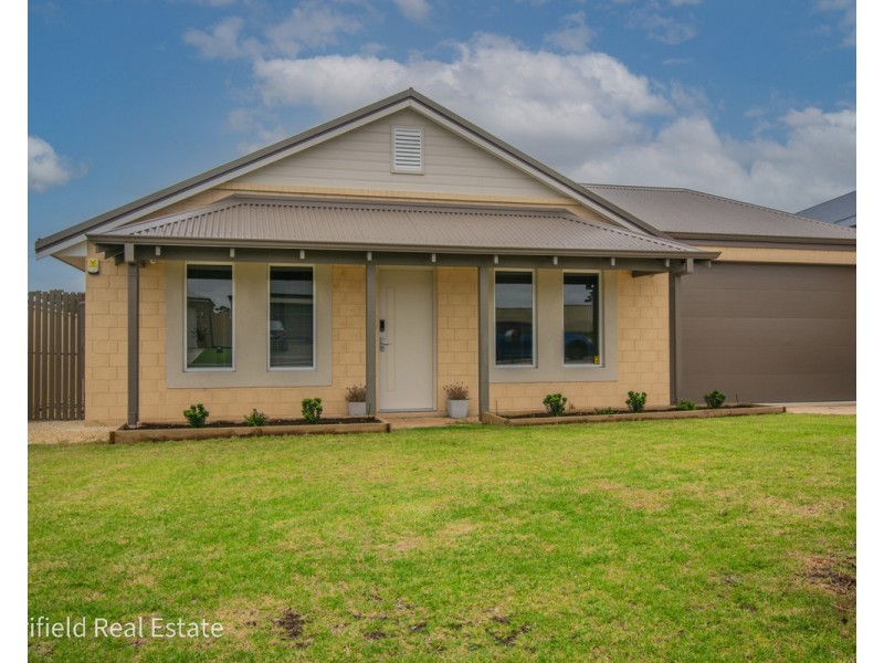 74 Radiata Drive, Mckail WA 6330
