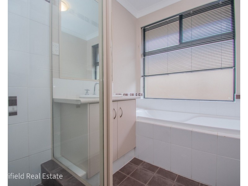 44 McWhae Drive, Spencer Park WA 6330