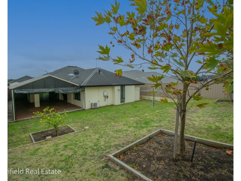 44 McWhae Drive, Spencer Park WA 6330