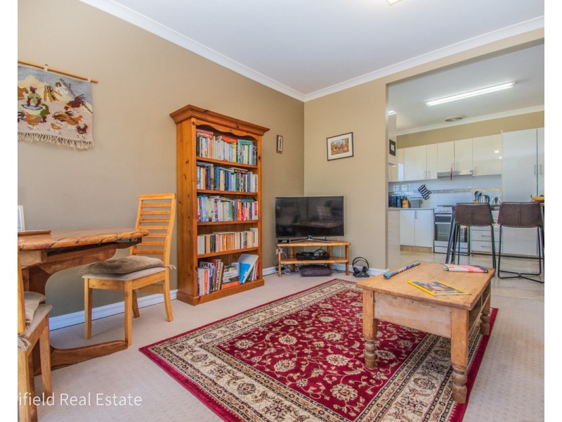 44 McKail Street, Orana WA 6330