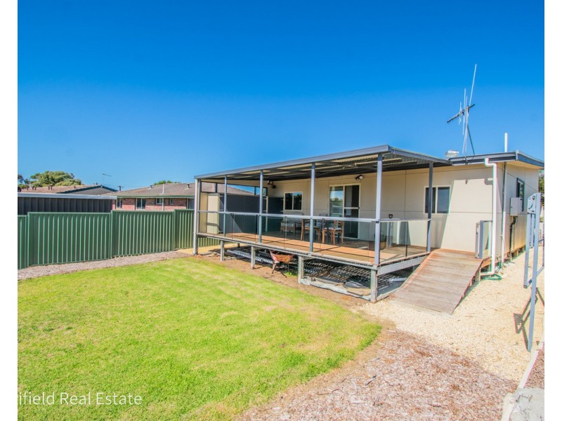 44 McKail Street, Orana WA 6330