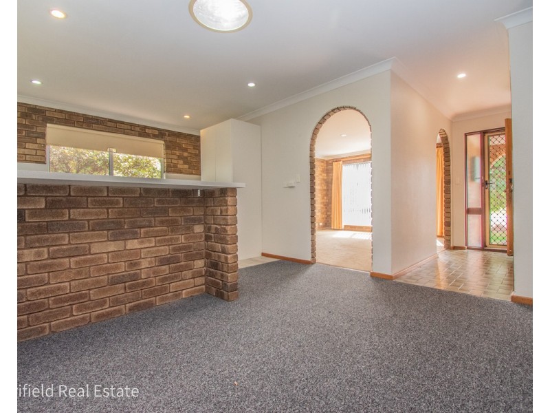 12 Gordon Street, Little Grove WA 6330