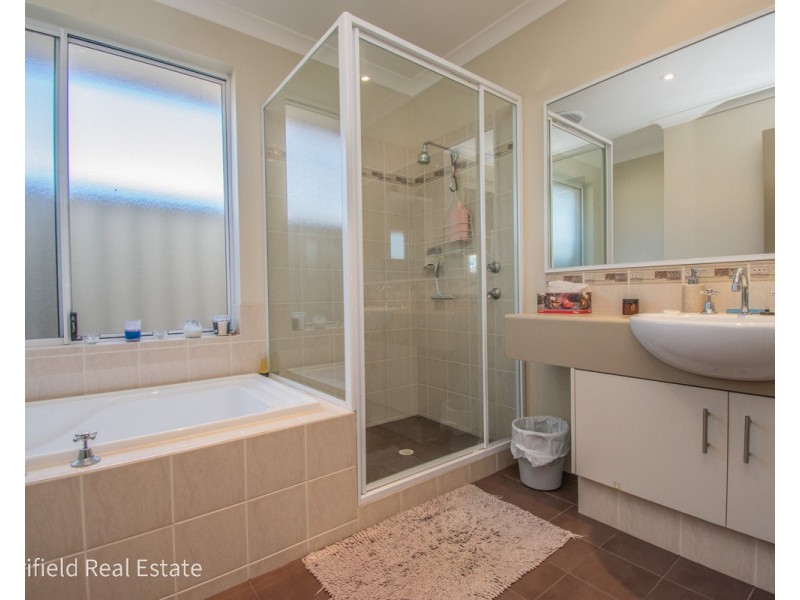 2/208 Middleton Road, Mira Mar WA 6330