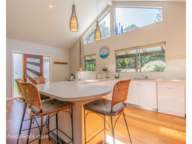 9 Gladville Road, Mckail WA 6330