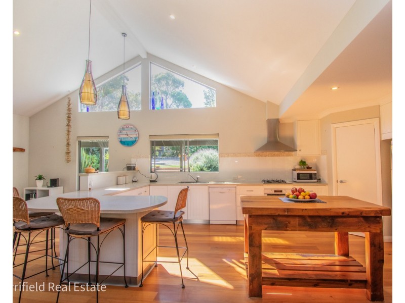 9 Gladville Road, Mckail WA 6330