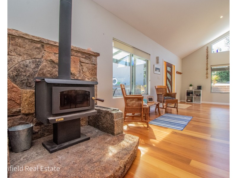 9 Gladville Road, Mckail WA 6330