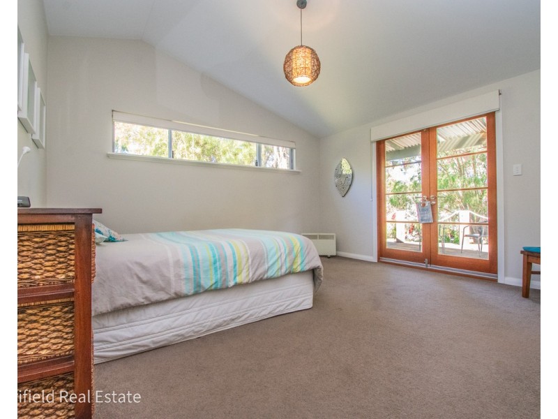 9 Gladville Road, Mckail WA 6330