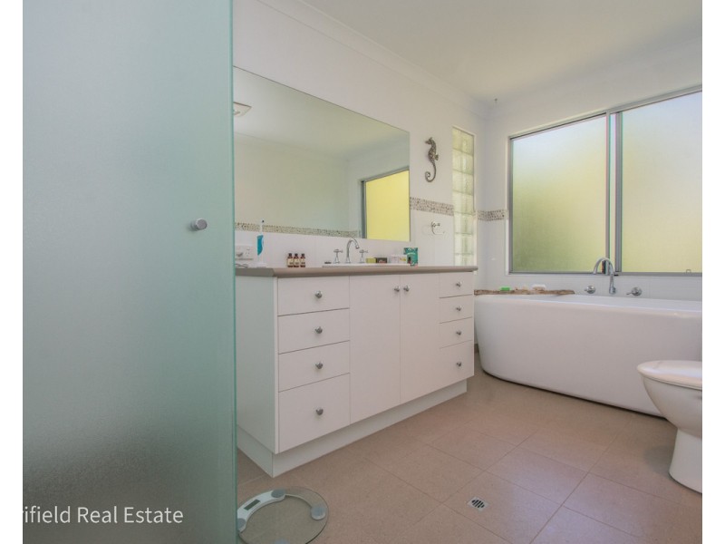 9 Gladville Road, Mckail WA 6330