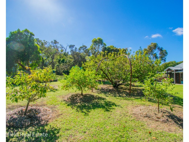 9 Gladville Road, Mckail WA 6330