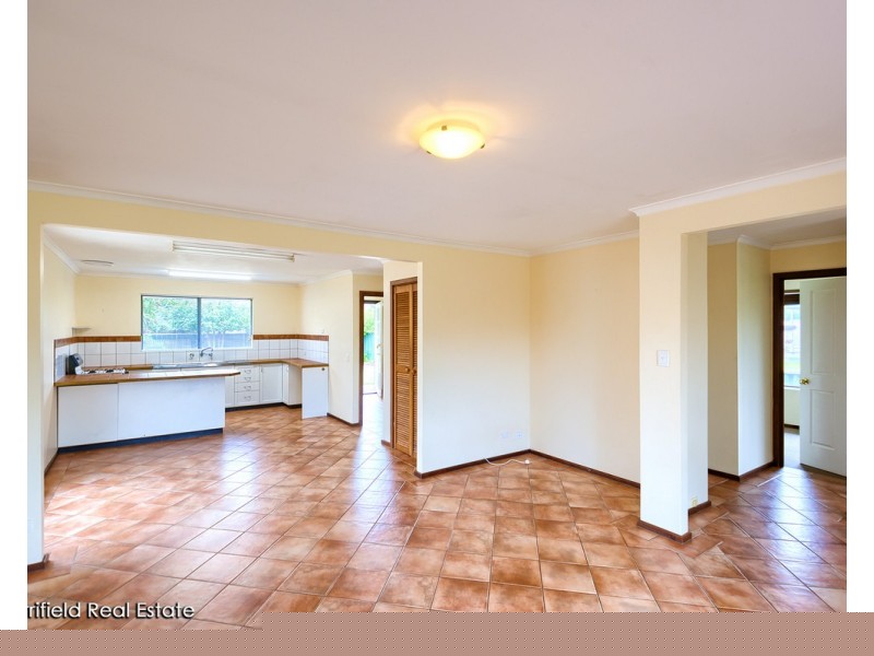 42 Ardross Crescent, Collingwood Park WA 6330