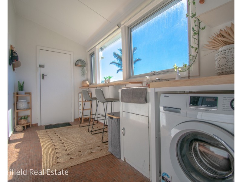 2 Harry Street, Mount Melville WA 6330