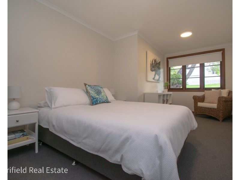 14 Sussex Street, Middleton Beach WA 6330