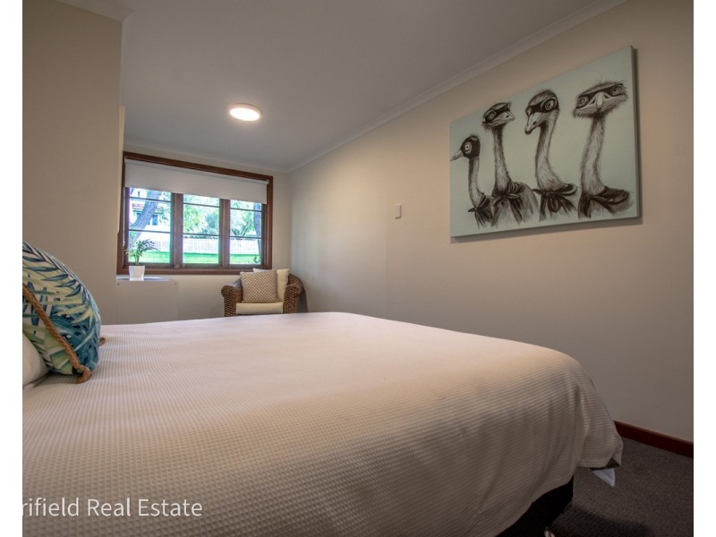 14 Sussex Street, Middleton Beach WA 6330