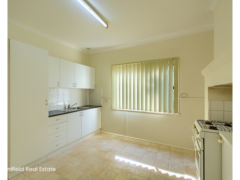 231 Albany Highway, Mount Melville WA 6330