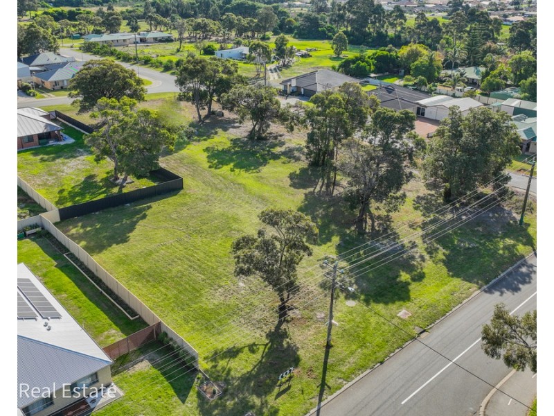 29 Le Grande Avenue, Mckail WA 6330