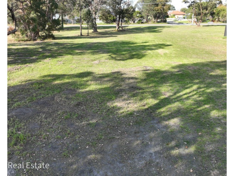 29 Le Grande Avenue, Mckail WA 6330