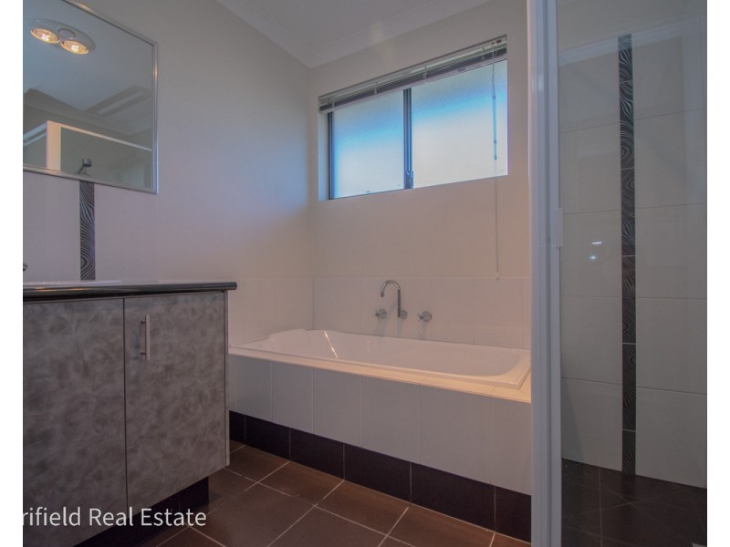 14 Dorado Bend, Mckail WA 6330