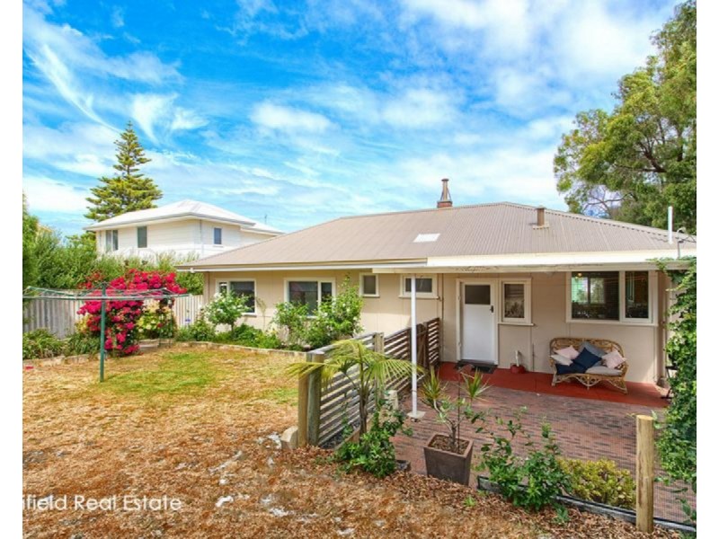 61 Burgoyne Road, Port Albany WA 6330