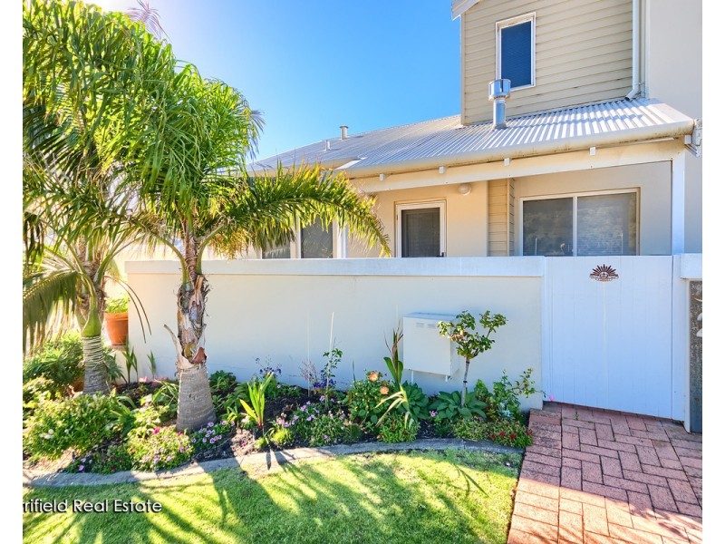 2/5 Barnett Street, Middleton Beach WA 6330