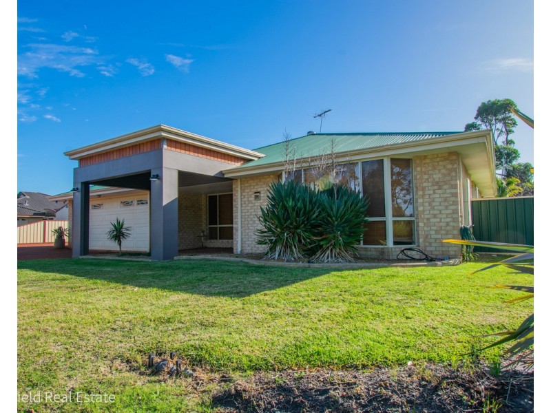 35 Le Grande Avenue, Mckail WA 6330