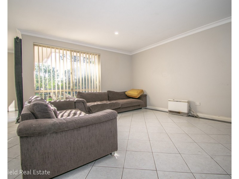 35 Le Grande Avenue, Mckail WA 6330