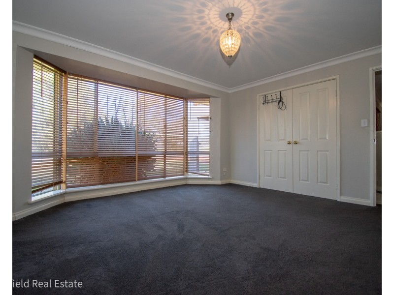 35 Le Grande Avenue, Mckail WA 6330