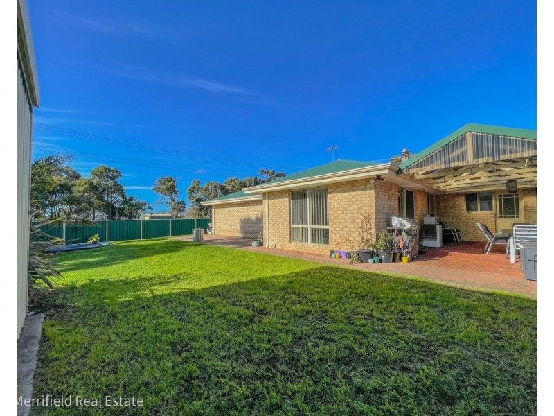 35 Le Grande Avenue, Mckail WA 6330