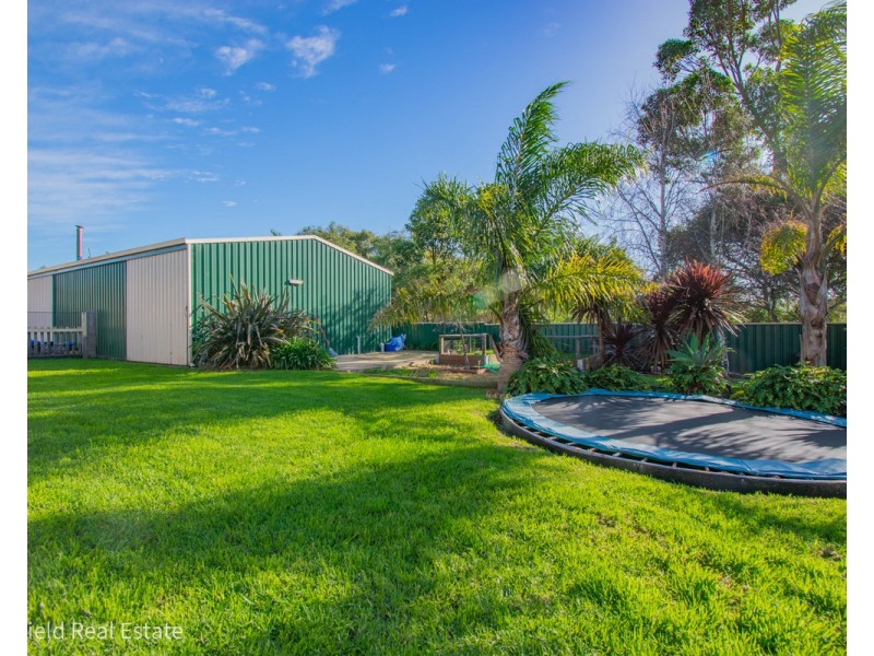 35 Le Grande Avenue, Mckail WA 6330