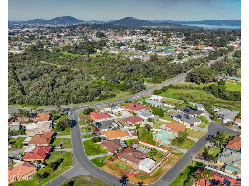 9 Salvado Road, Orana WA 6330