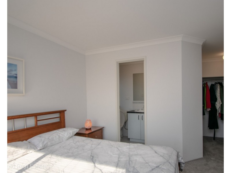 9 Salvado Road, Orana WA 6330