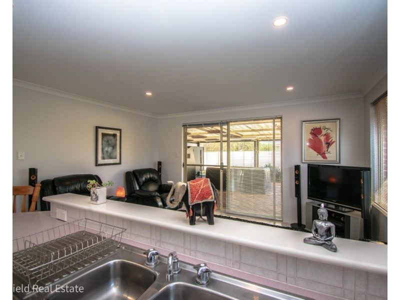 9 Salvado Road, Orana WA 6330