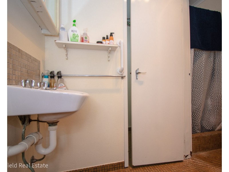 2/5 Campbell Road, Mira Mar WA 6330
