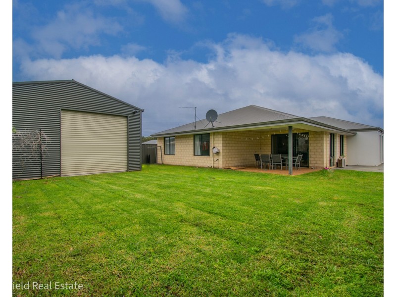 11 Goddard Way, Mckail WA 6330