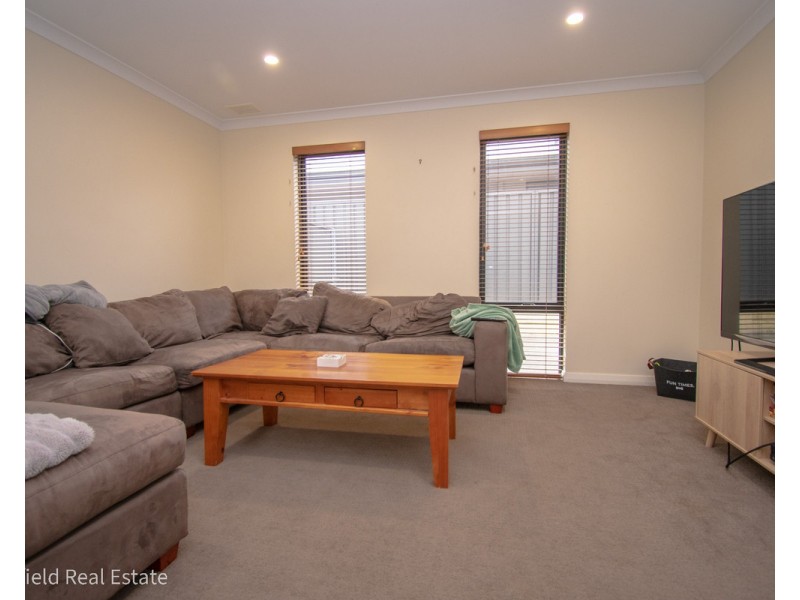 11 Goddard Way, Mckail WA 6330