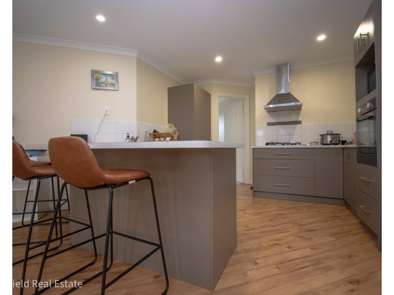 11 Goddard Way, Mckail WA 6330