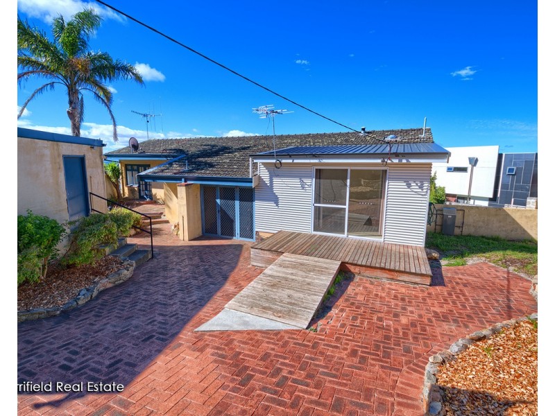 18 King Street, Mount Clarence WA 6330