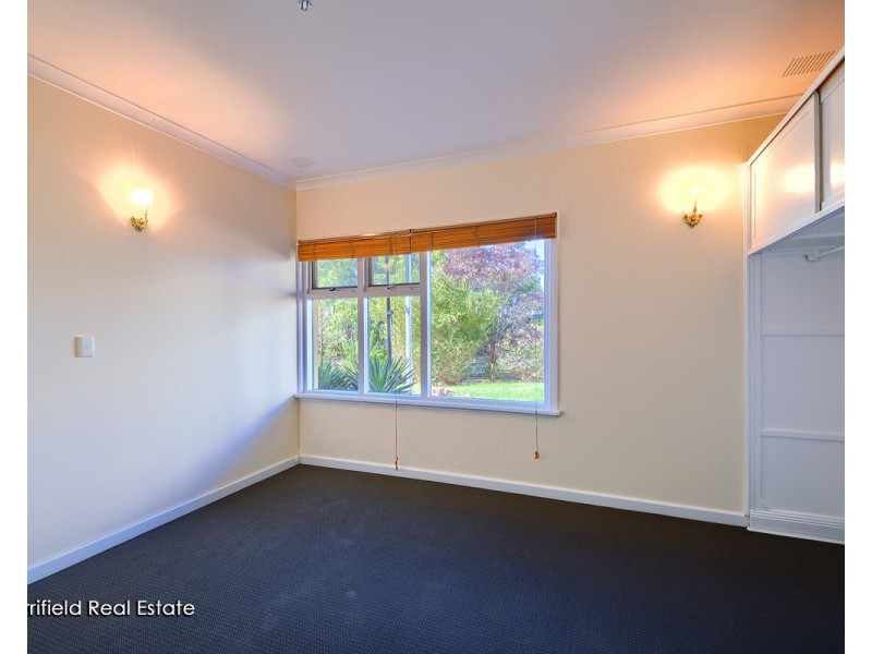 18 King Street, Mount Clarence WA 6330